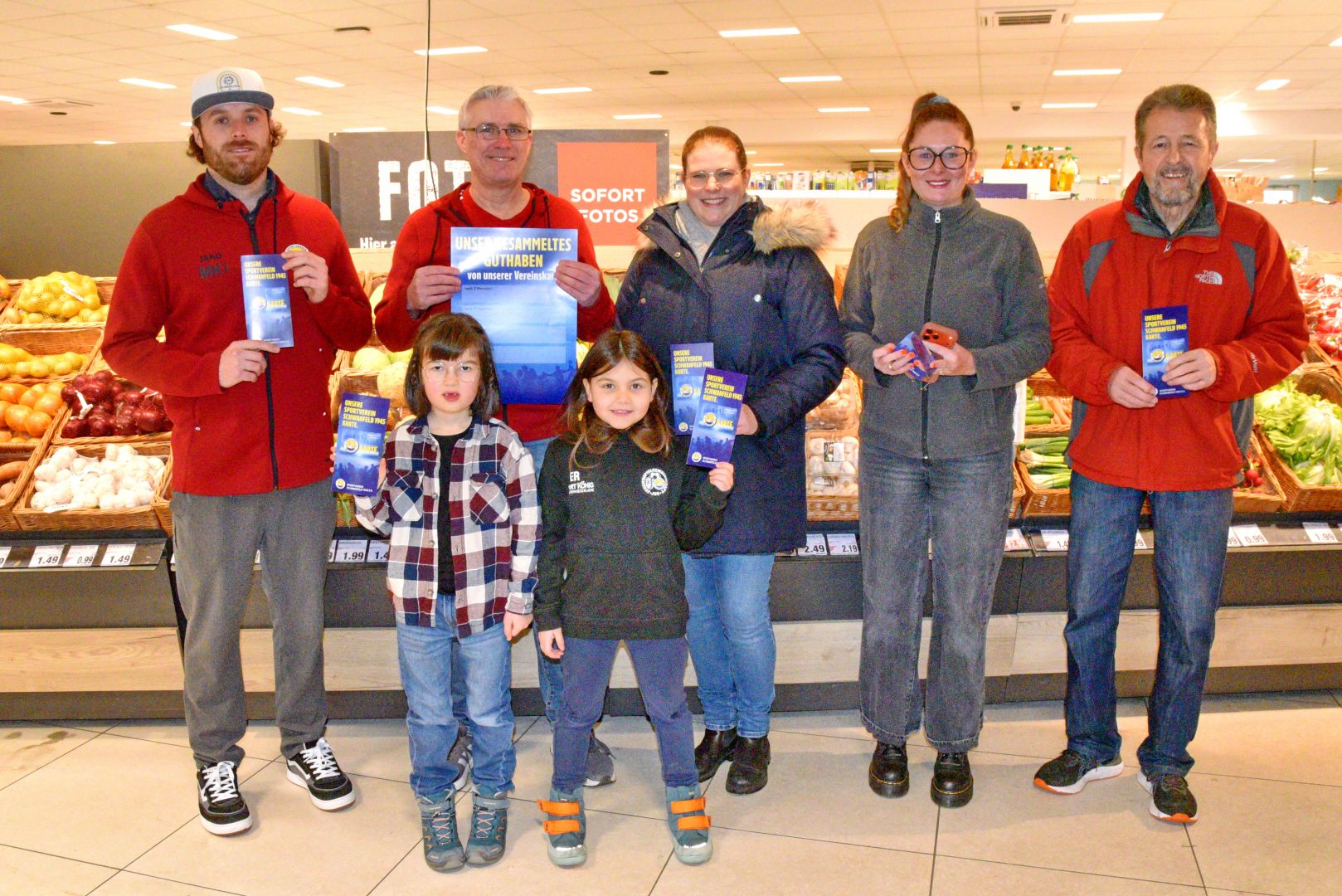 Edeka-Karten Ubergabe 2026_Photo von Silvia Seuling