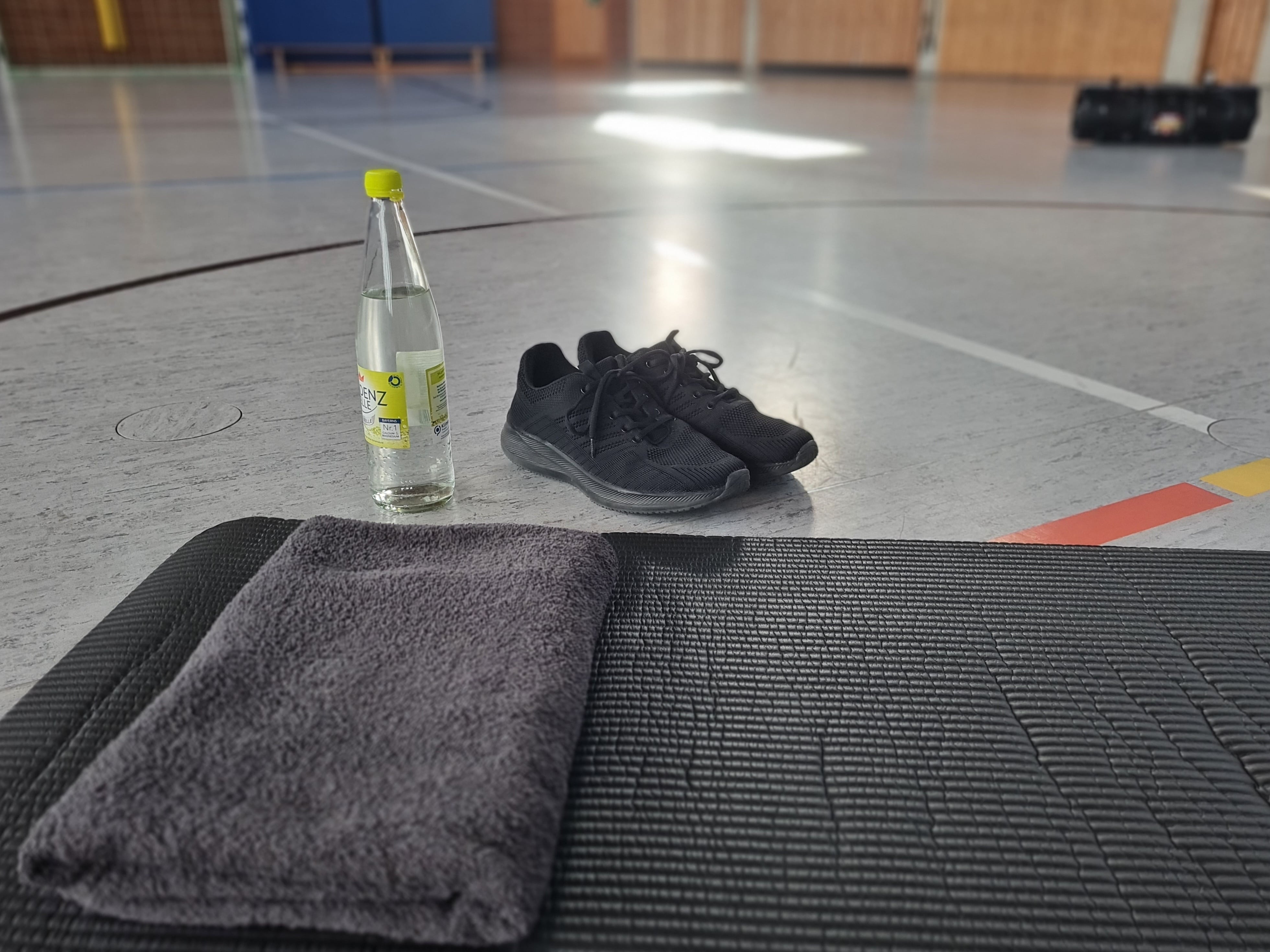 Gymnastik_Turnhalle-min